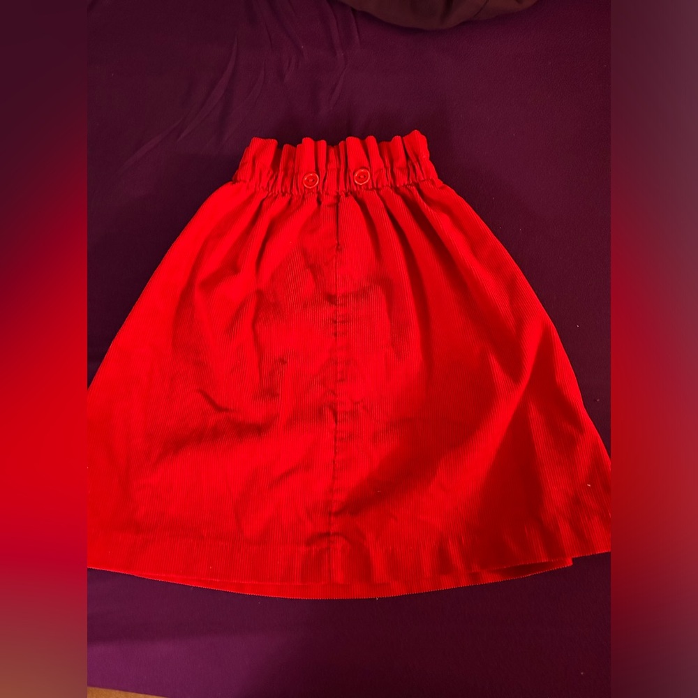 SPARKLE VTG Adorable Red Corduroy Little Girls skirt. Size 6.